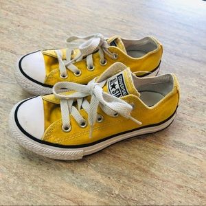 Toddler converse size 11